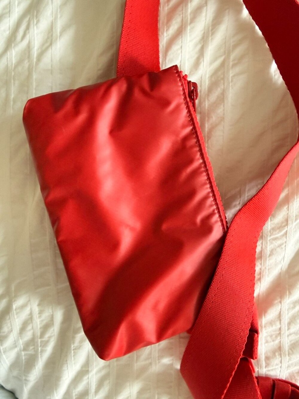 Dagne Dover NWOT Bennie sling in Cherry - Seasonal color - Picture 10 of 15